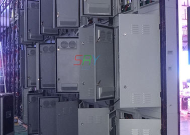鋼鉄キャビネット材料が付いている 1R1G1B IP65 P16 LED スクリーンのキャビネット 8000cd/sqm サプライヤー
