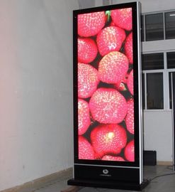 メディア プレイヤーのための 1 つの LED の広告スクリーンに付き 3mm LED の広告掲示板 RGB 3 つ サプライヤー