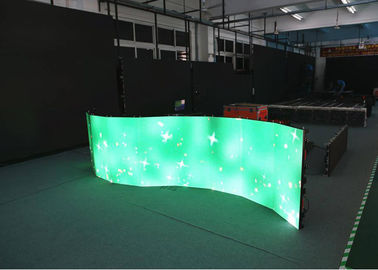 PH5.95 500mm x 500mmはLEDスクリーン、IP65によってを曲げられた導かれたパネル・ディスプレイ曲げました サプライヤー